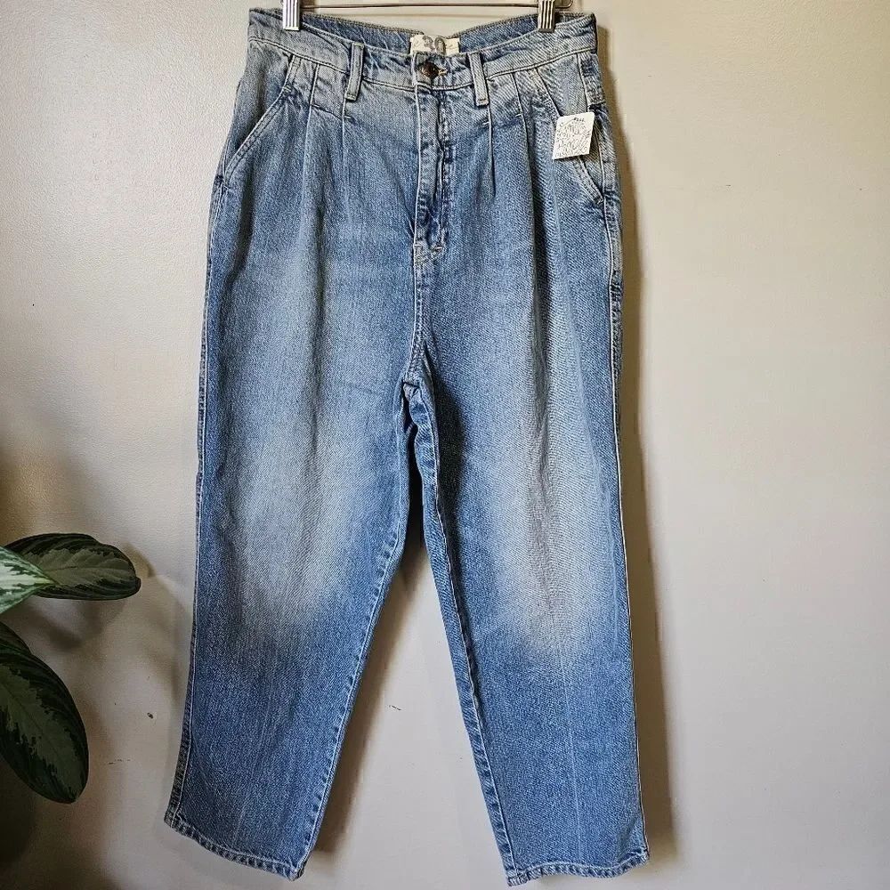 NWT FREE PEOPLE FADED LOVE DESTROYED JEANS SZ 30